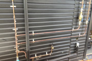 Gas Fitter Image - TJB Plumbing & Refrigeration